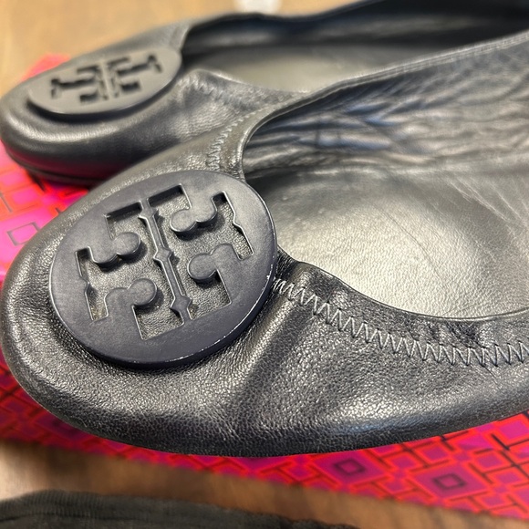 Tory Burch Minnie Flats in Navy - Picture 14 of 15